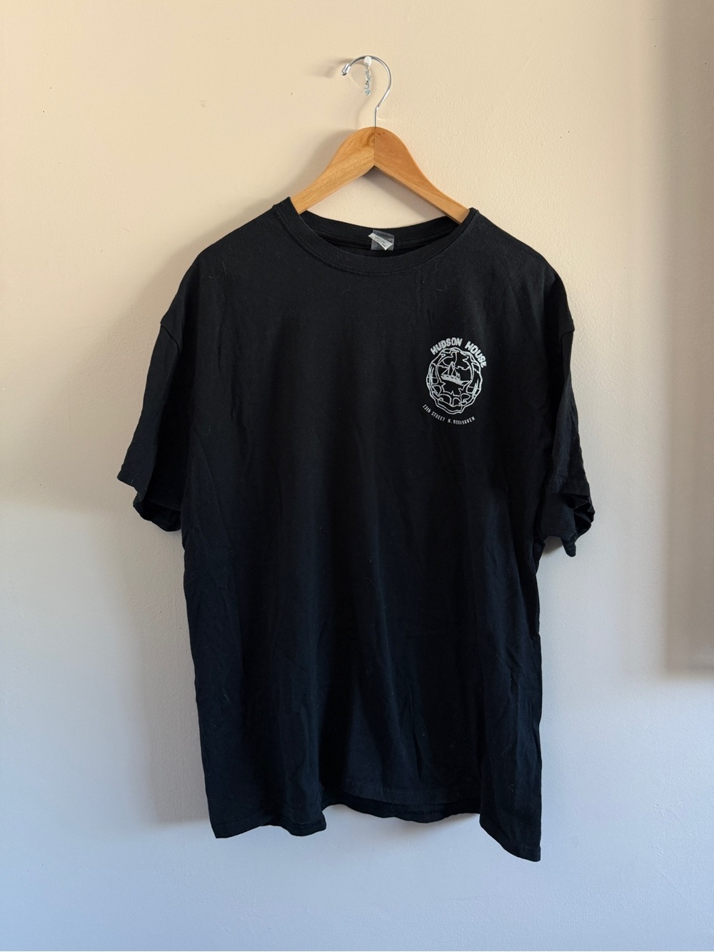 Black Short Sleeve Hudson House LBI Tee